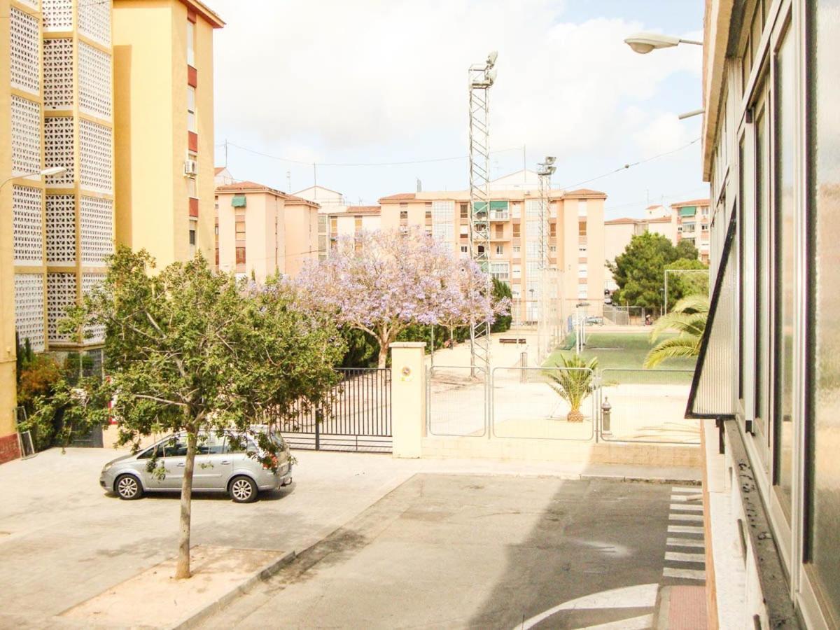Apartments Plaza De Las Escuelas Alicante Eksteriør billede